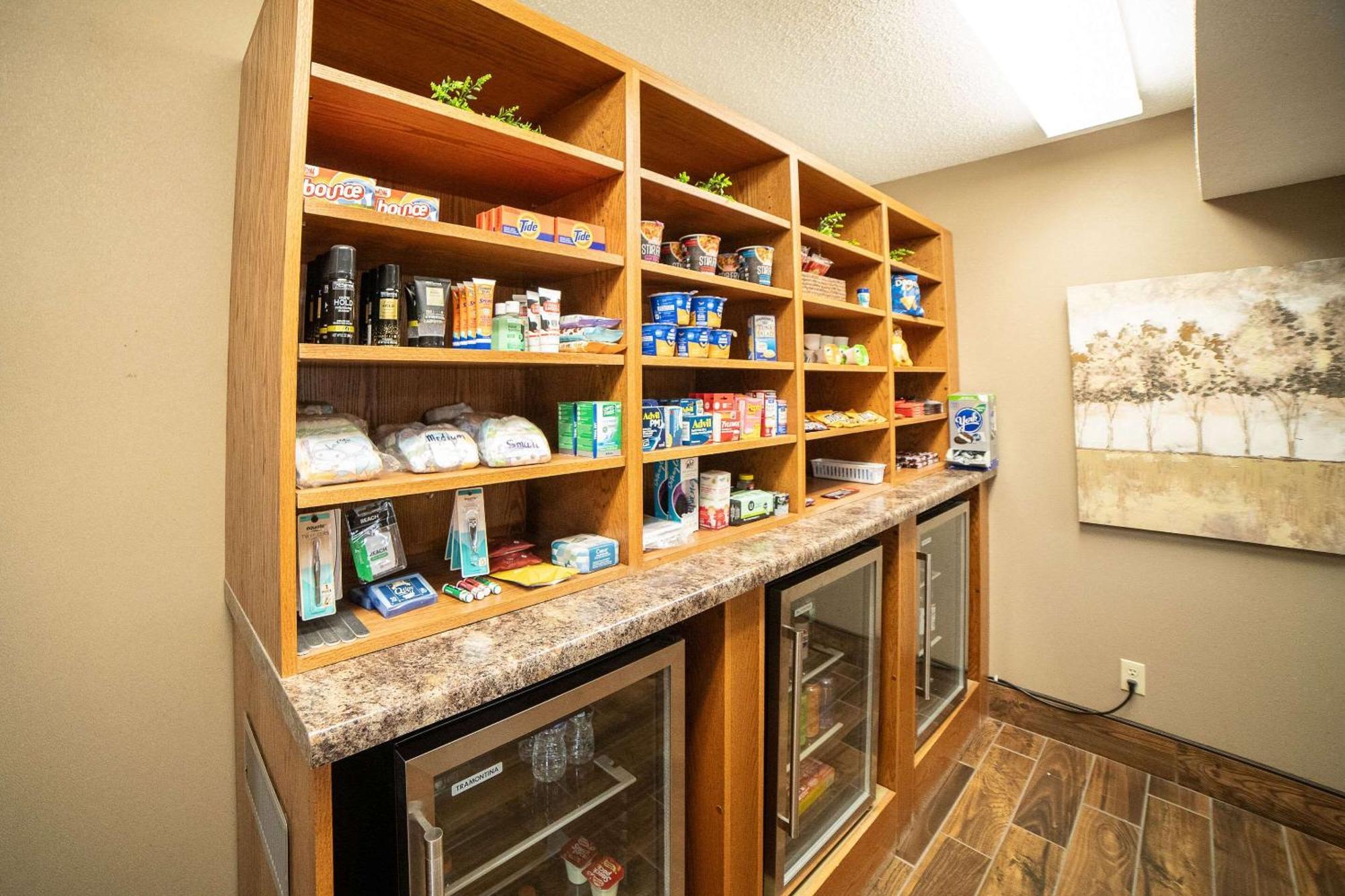 Quality Inn & Suites Watertown Near Prairie Lakes Ice Arena エクステリア 写真